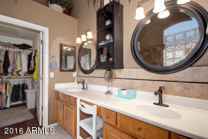 3951 E Wildhorse Dr, Gilbert, AZ 85297 photo 16