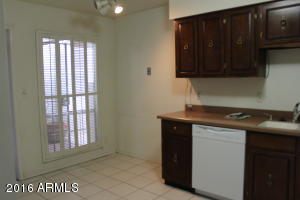 1627 E Borghese Pl, Phoenix, AZ 85016 photo 4
