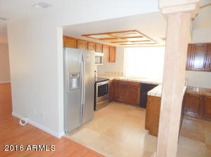 2126 E Gelding Dr, Phoenix, AZ 85022 photo 4