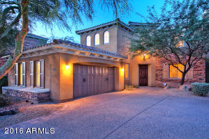 3984 E Hummingbird Ln, Phoenix, AZ 85050 photo 1