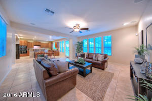 3984 E Hummingbird Ln, Phoenix, AZ 85050 photo 15