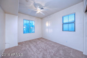 3984 E Hummingbird Ln, Phoenix, AZ 85050 photo 23