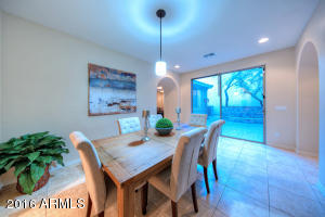 3984 E Hummingbird Ln, Phoenix, AZ 85050 photo 6