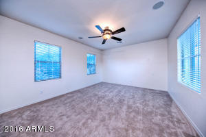3984 E Hummingbird Ln, Phoenix, AZ 85050 photo 24
