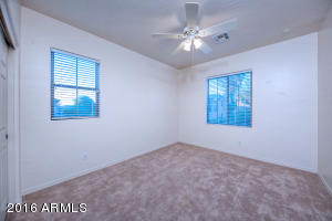 3984 E Hummingbird Ln, Phoenix, AZ 85050 photo 22