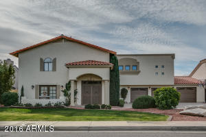 3011 E Winchcomb Dr, Phoenix, AZ 85032 photo 1