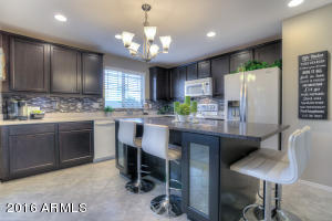2539 E Vermont Dr, Gilbert, AZ 85295 photo 1