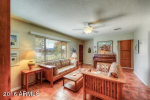 1014 E Denton Ln, Phoenix, AZ 85014 photo 2