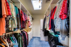 1014 E Denton Ln, Phoenix, AZ 85014 photo 8