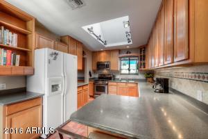 1014 E Denton Ln, Phoenix, AZ 85014 photo 15
