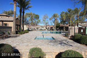 904 S Wallrade Ln, Gilbert, AZ 85296 photo 34