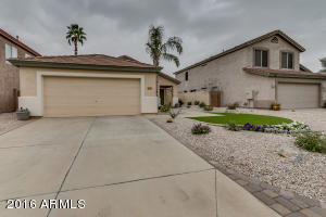3040 E Millbrae Ln, Gilbert, AZ 85234 photo 3