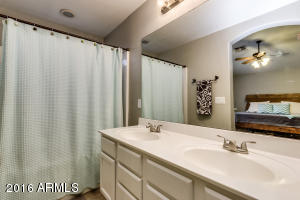 3040 E Millbrae Ln, Gilbert, AZ 85234 photo 27