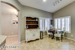 3040 E Millbrae Ln, Gilbert, AZ 85234 photo 8