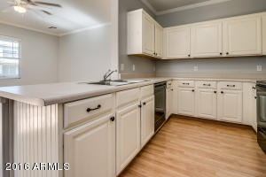 1564 S Heron Dr, Gilbert, AZ 85296 photo 11