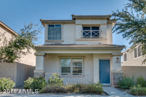 1564 S Heron Dr, Gilbert, AZ 85296 photo 1