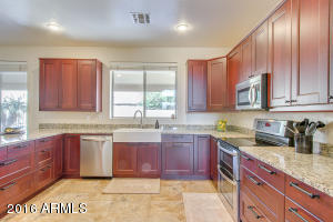 3244 E Lark Ct, Gilbert, AZ 85297 photo 4