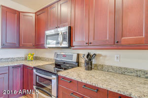 3244 E Lark Ct, Gilbert, AZ 85297 photo 5
