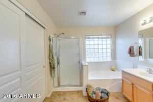 3244 E Lark Ct, Gilbert, AZ 85297 photo 12