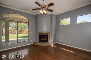 4386 E Branded Ct, Gilbert, AZ 85297 photo 9