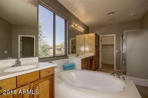 4386 E Branded Ct, Gilbert, AZ 85297 photo 18