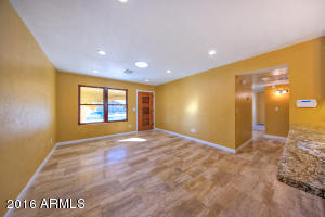 4358 E Pearce Rd, Phoenix, AZ 85044 photo 6