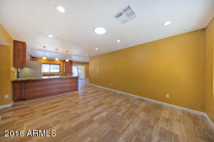 4358 E Pearce Rd, Phoenix, AZ 85044 photo 4
