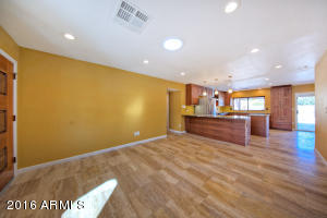 4358 E Pearce Rd, Phoenix, AZ 85044 photo 5