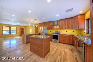 4358 E Pearce Rd, Phoenix, AZ 85044 photo 9