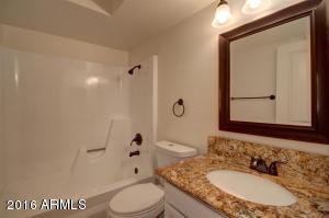 4139 E Pleasant Ln, Phoenix, AZ 85042 photo 14