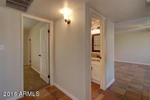 4139 E Pleasant Ln, Phoenix, AZ 85042 photo 13