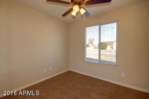 4139 E Pleasant Ln, Phoenix, AZ 85042 photo 16