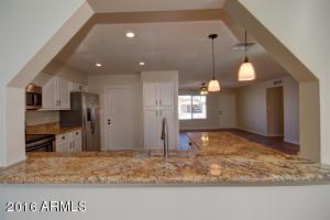 4139 E Pleasant Ln, Phoenix, AZ 85042 photo 6