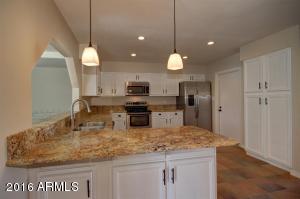 4139 E Pleasant Ln, Phoenix, AZ 85042 photo 4