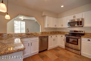 4139 E Pleasant Ln, Phoenix, AZ 85042 photo 3
