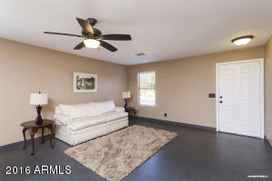 8553 E Lobo Ave, Mesa, AZ 85209 photo 2