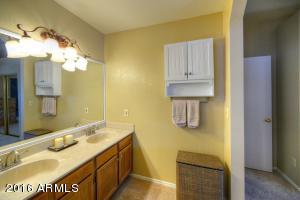726 E Rosemonte Dr, Phoenix, AZ 85024 photo 9