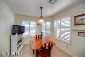 726 E Rosemonte Dr, Phoenix, AZ 85024 photo 5