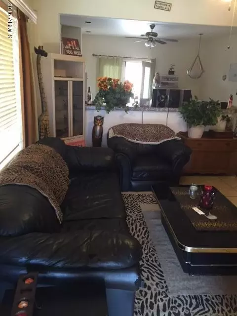9138 E Albany St, Mesa, AZ 85207 photo 2