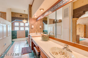 2127 E Clipper Ln, Gilbert, AZ 85234 photo 9