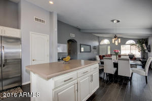 637 W Scott Ave, Gilbert, AZ 85233 photo 4