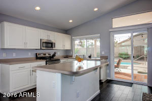 637 W Scott Ave, Gilbert, AZ 85233 photo 7
