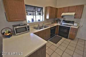 2731 E Leonora St, Mesa, AZ 85213 photo 4