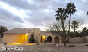 2365 E Sahuaro Dr, Phoenix, AZ 85028 photo 1