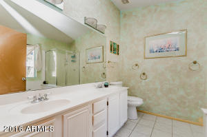 3150 E Wahalla Ln, Phoenix, AZ 85050 photo 8