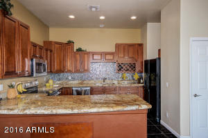 9708 N 3rd Dr, Phoenix, AZ 85021 photo 3