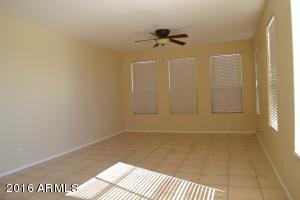 1035 E Julian Dr, Gilbert, AZ 85295 photo 4