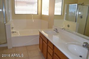 1035 E Julian Dr, Gilbert, AZ 85295 photo 11