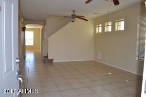 1035 E Julian Dr, Gilbert, AZ 85295 photo 2