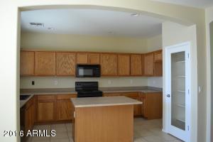 1035 E Julian Dr, Gilbert, AZ 85295 photo 5